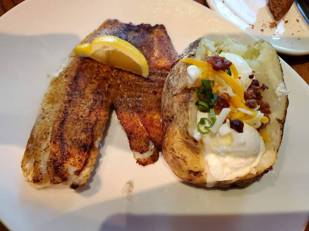 Outback Steakhouse | restaurant | 620 E Hospitality Ln, San Bernardino, CA 92408, USA | 9098900061 OR +1 909-890-0061