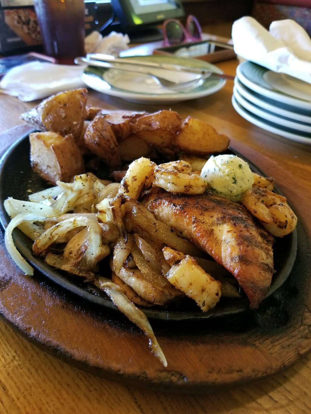 Applebees Grill + Bar | restaurant | 31 Bethel Dr, Dawsonville, GA 30534, USA | 7062162400 OR +1 706-216-2400