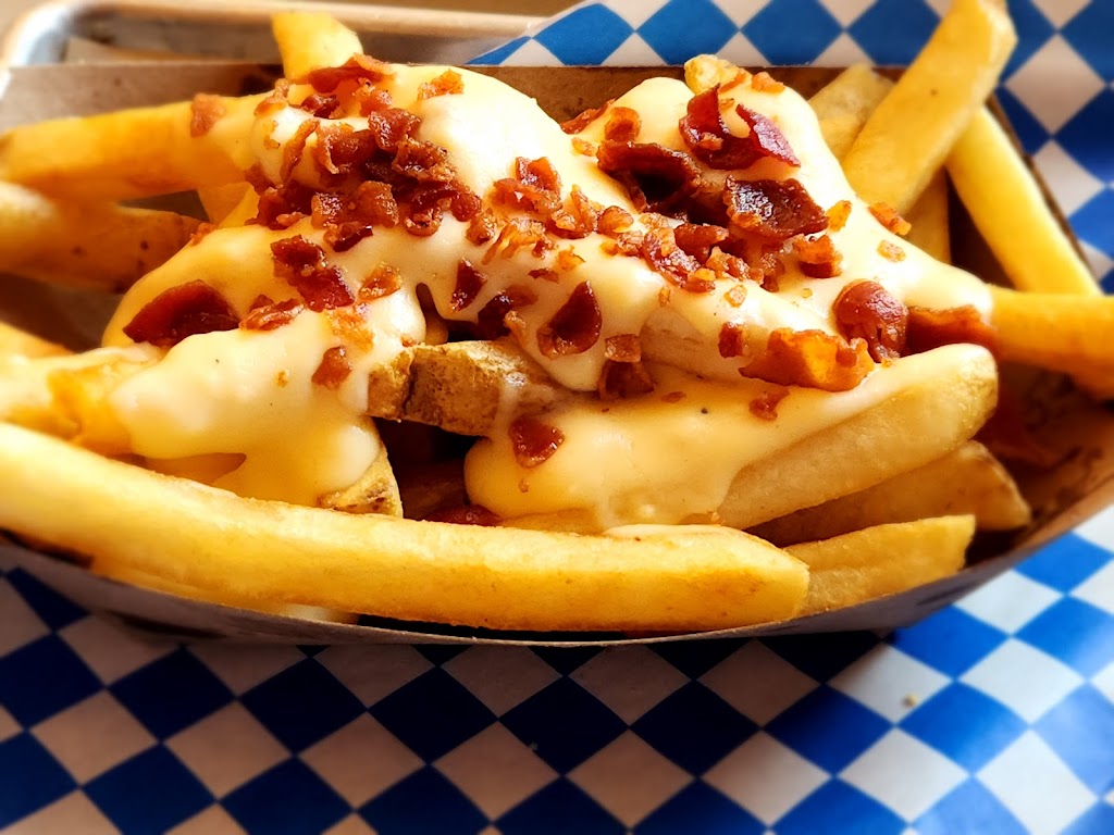 Bluebird | restaurant | 3938 N Central Ave, Chicago, IL 60634, USA | 7739930453 OR +1 773-993-0453