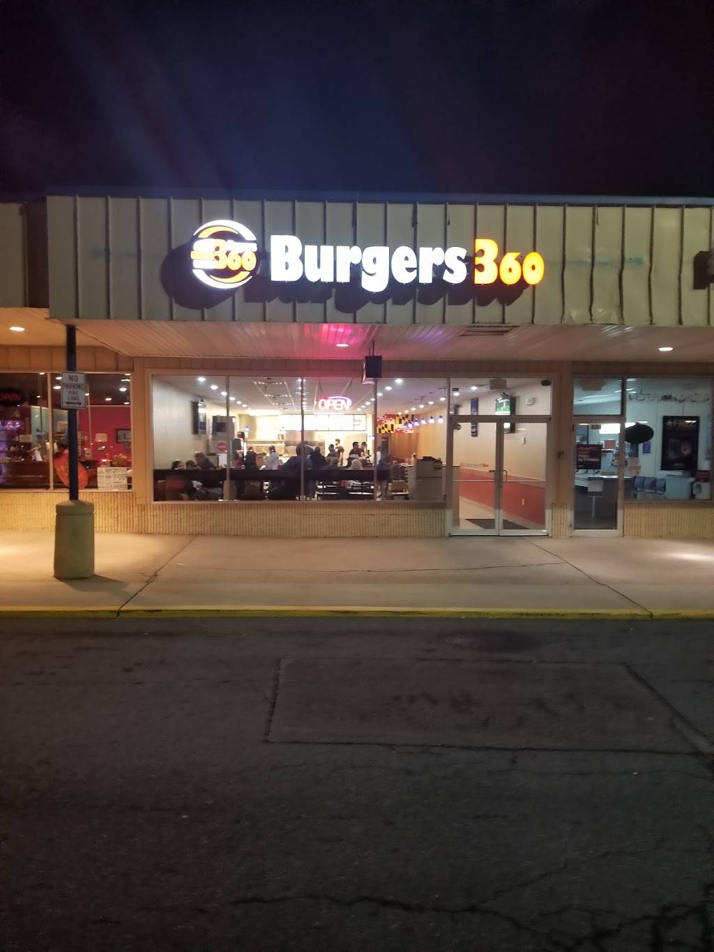 Burgers 360 | restaurant | 132 Carroll Island Rd, Middle River, MD 21220, USA | 4103446706 OR +1 410-344-6706
