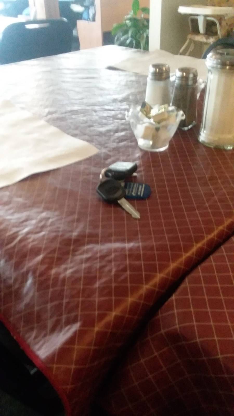 Sallies Country Kitchen | restaurant | 23 Main St, Nichols, NY 13812, USA | 6076993730 OR +1 607-699-3730