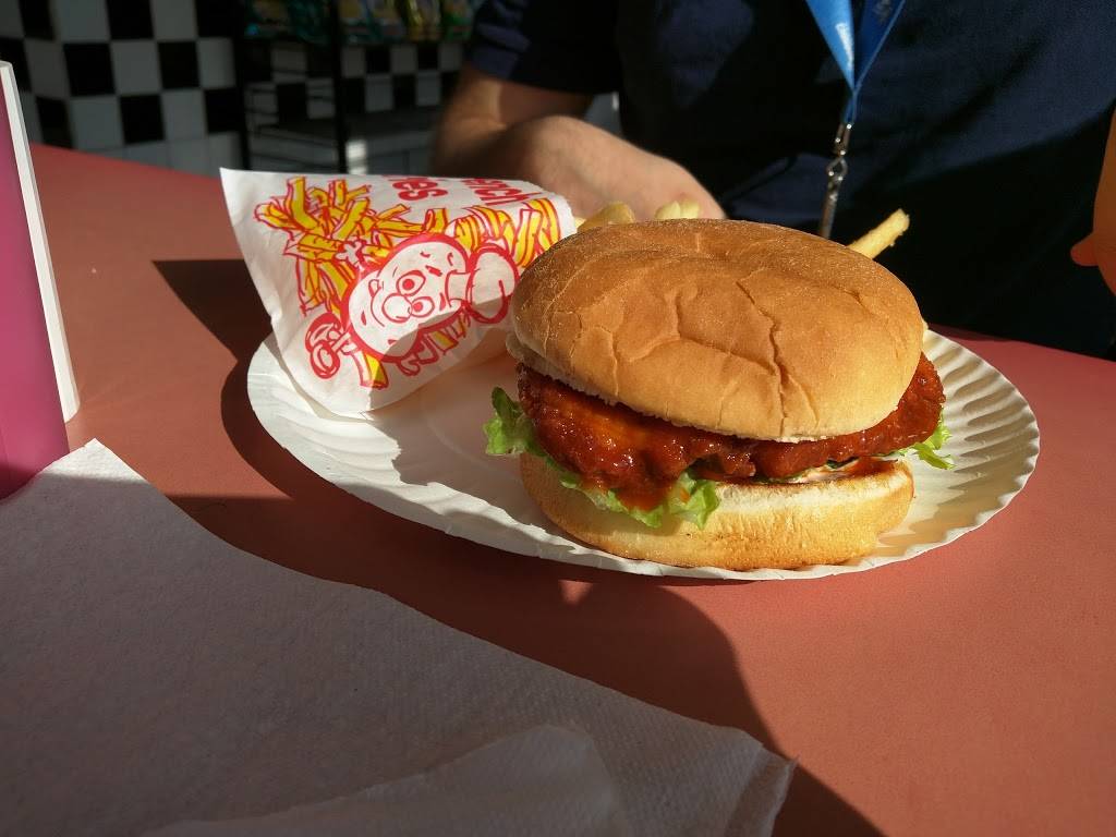 Zacs Hamburgers | restaurant | 1505 Chester Pike, Crum Lynne, PA 19022, USA | 6108332233 OR +1 610-833-2233