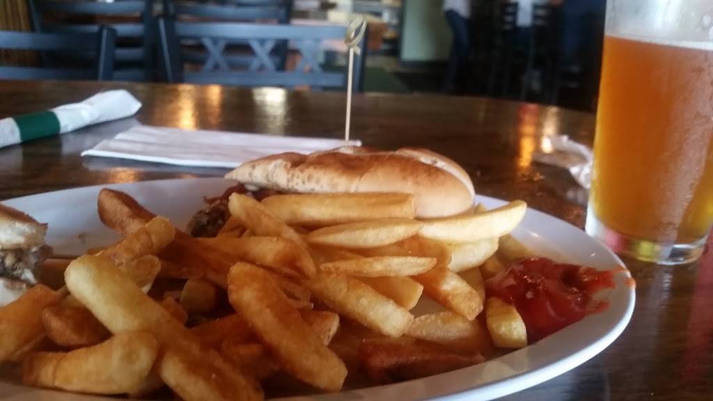 Duffys Pub | restaurant | 3320 Auburn Rd, Auburn Hills, MI 48326, USA | 2488522222 OR +1 248-852-2222