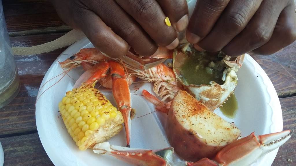 Saucemans | restaurant | 215 Southside Dr, Charlotte, NC 28217, USA | 7043337070 OR +1 704-333-7070