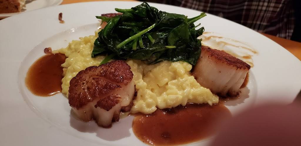 Dish + Drinks | restaurant | 924 25th St NW, Washington, DC 20037, USA | 2023377600 OR +1 202-337-7600