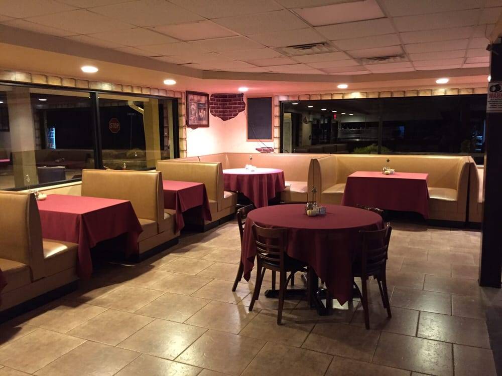 The Shop Pizzeria & Market | restaurant | 4468, 3729 Lakeside Dr, Williamstown, NJ 08094, USA | 8566296629 OR +1 856-629-6629