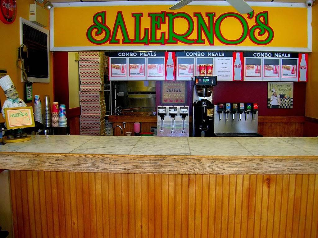 SALERNOS Ristorante & Pizzeria | restaurant | 6500 Rising Sun Ave, Philadelphia, PA 19111, USA | 2157459992 OR +1 215-745-9992