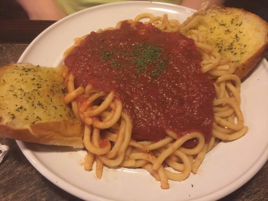 Santeramos Pizza House and Italian Food | restaurant | 1229 10th Ave, Greeley, CO 80631, USA | 9703534844 OR +1 970-353-4844