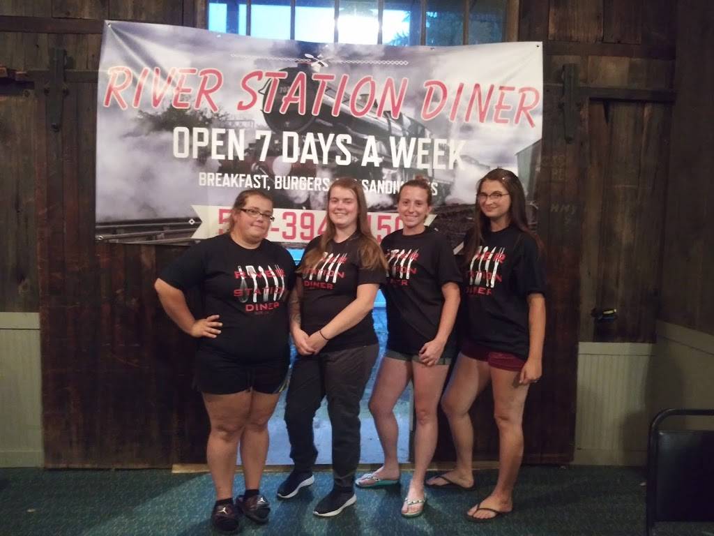 River Station Diner | restaurant | 119 Pine St, Catawissa, PA 17820, USA | 5703942150 OR +1 570-394-2150