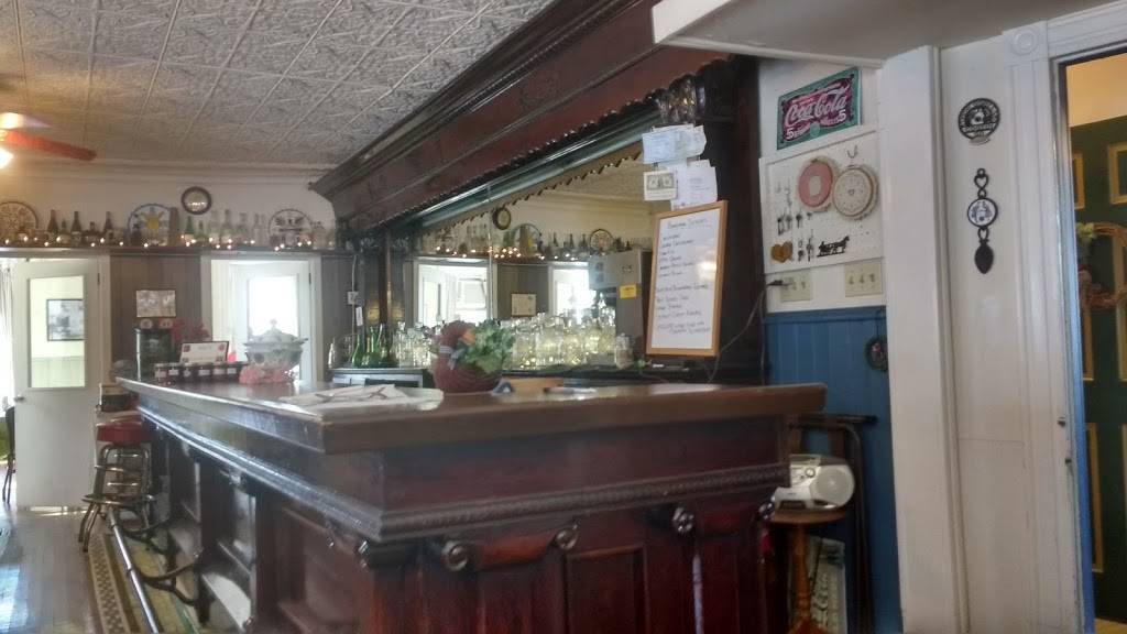 Deitsch Eck Restaurant | restaurant | 87 Penn St, Lenhartsville, PA 19534, USA | 6105628520 OR +1 610-562-8520