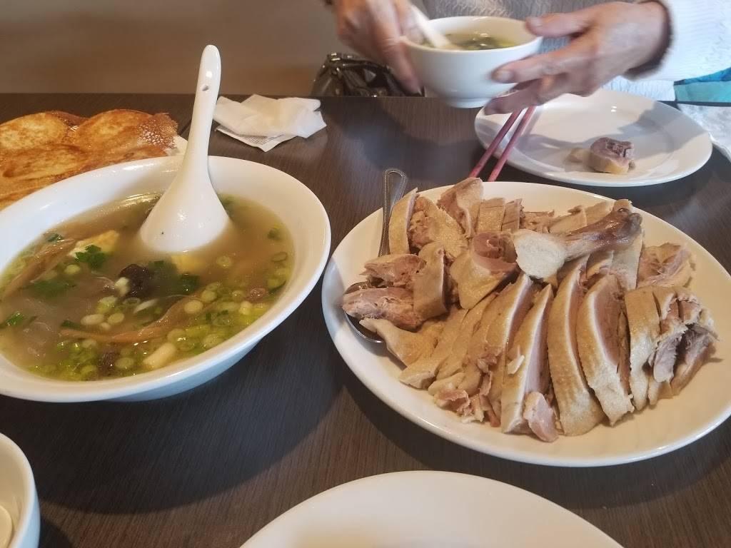 Taste of the World | restaurant | 400 Fuyao Avenue, Moraine, OH 45439, USA | 9378132434 OR +1 937-813-2434