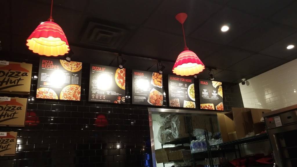 Pizza Hut | restaurant | 695 Plains Rd E, Burlington, ON L7T 2E8, Canada | 9056373443 OR +1 905-637-3443