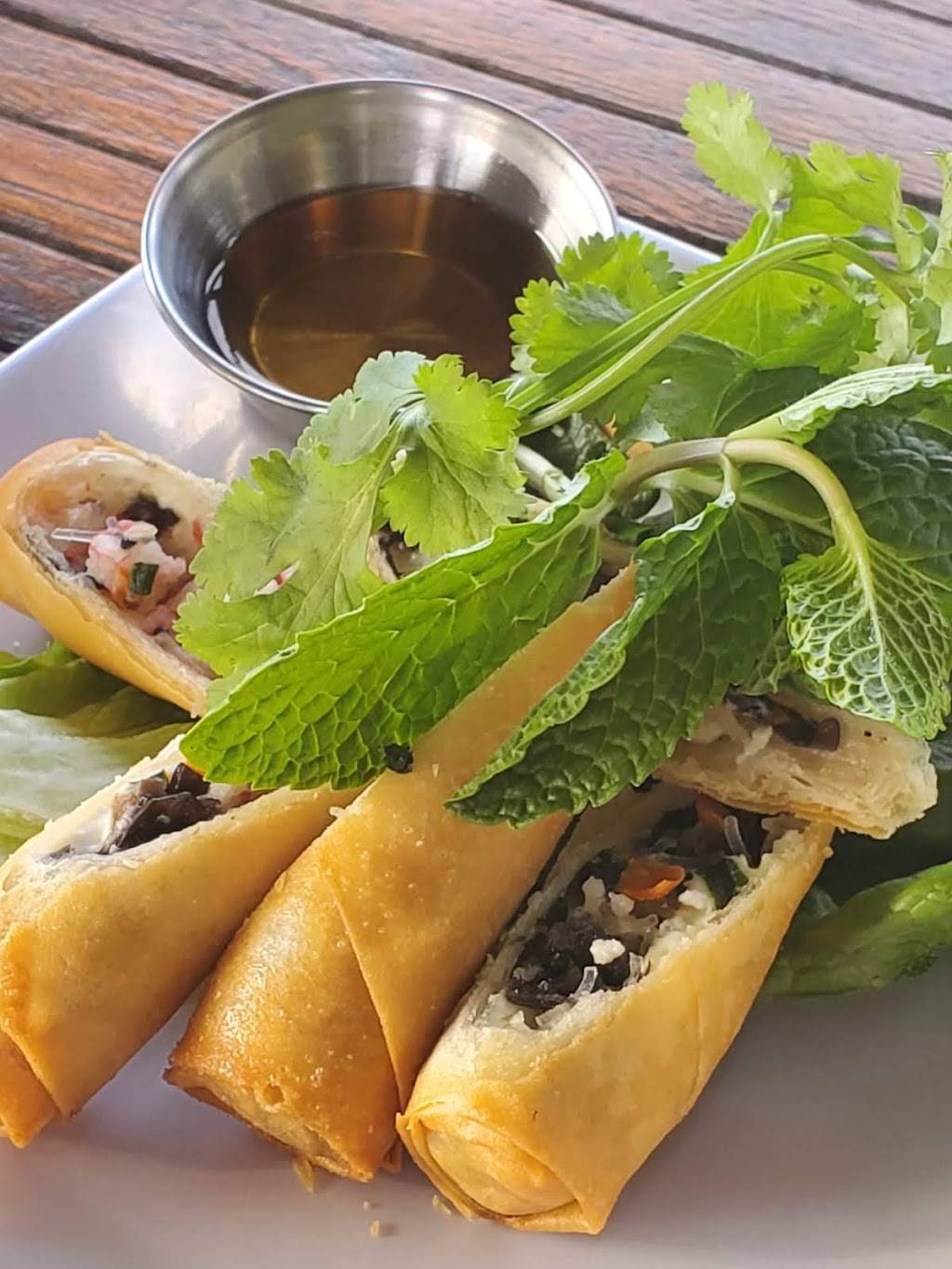 Rice Paper Vietnamese Restaurant | restaurant | 2241 N 7th St, Phoenix, AZ 85006, USA | 6026017621 OR +1 602-601-7621