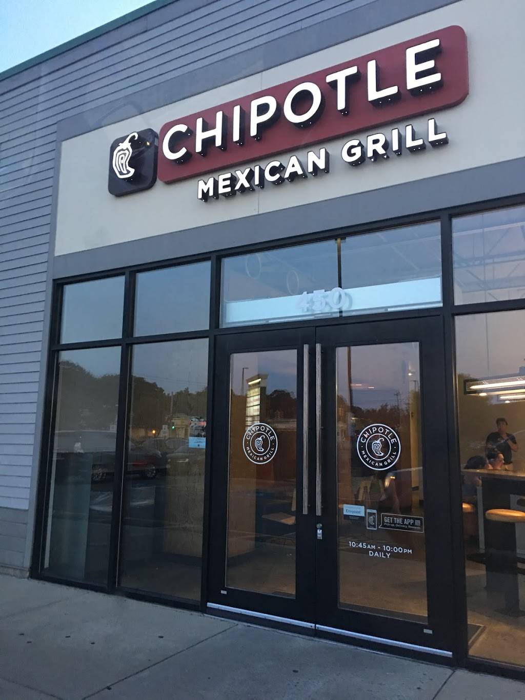 Chipotle Mexican Grill | restaurant | 450 Paradise Rd, Swampscott, MA 01907, USA | 3398839994 OR +1 339-883-9994