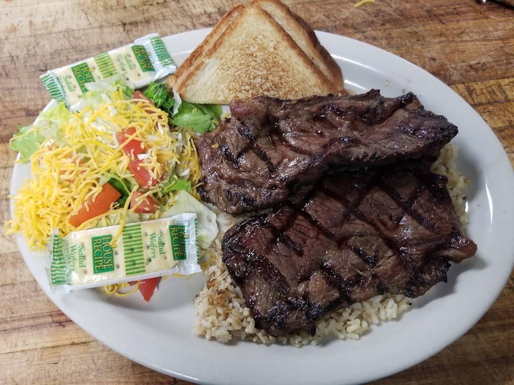 American Burger Center | restaurant | 755 AR-69 BUS, Melbourne, AR 72556, USA | 8703684338 OR +1 870-368-4338