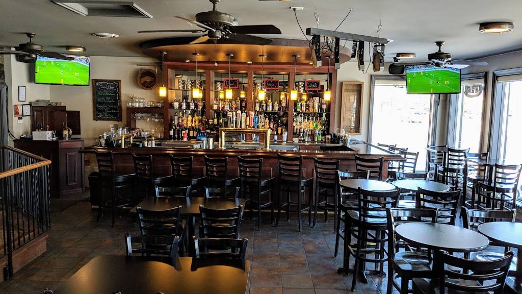 The Huron Club | restaurant | 94 Pine St, Collingwood, ON L9Y 2N9, Canada | 7052936677 OR +1 705-293-6677