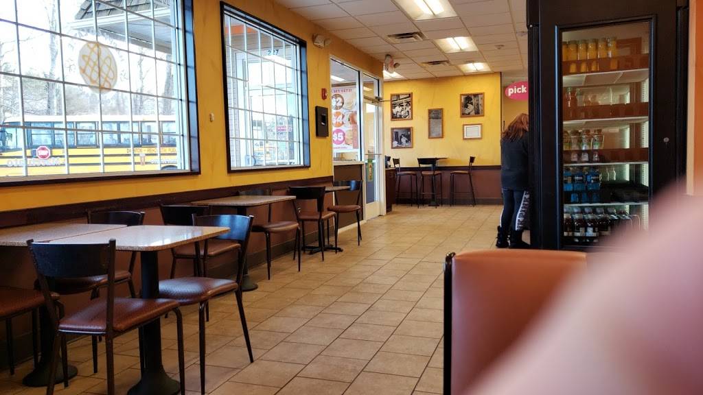 Dunkin | bakery | 227 Winthrop St, Rehoboth, MA 02769, USA | 5082523566 OR +1 508-252-3566