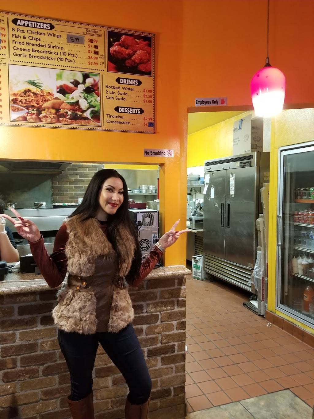 Roma Pizza & Grill | restaurant | 3081 National Ave, San Diego, CA 92113, USA | 6192314874 OR +1 619-231-4874