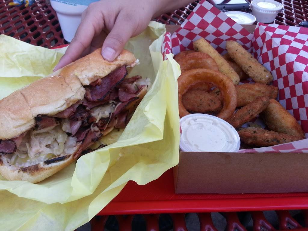 Shoestring | restaurant | 1320 Broadway, Placerville, CA 95667, USA | 5306227125 OR +1 530-622-7125