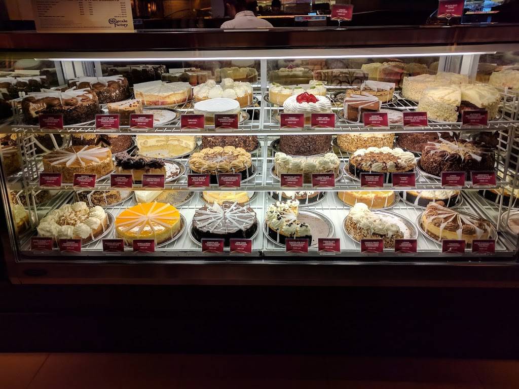 The Cheesecake Factory | restaurant | 306 Hiawatha Blvd W #112, Syracuse, NY 13290, USA | 3154222559 OR +1 315-422-2559