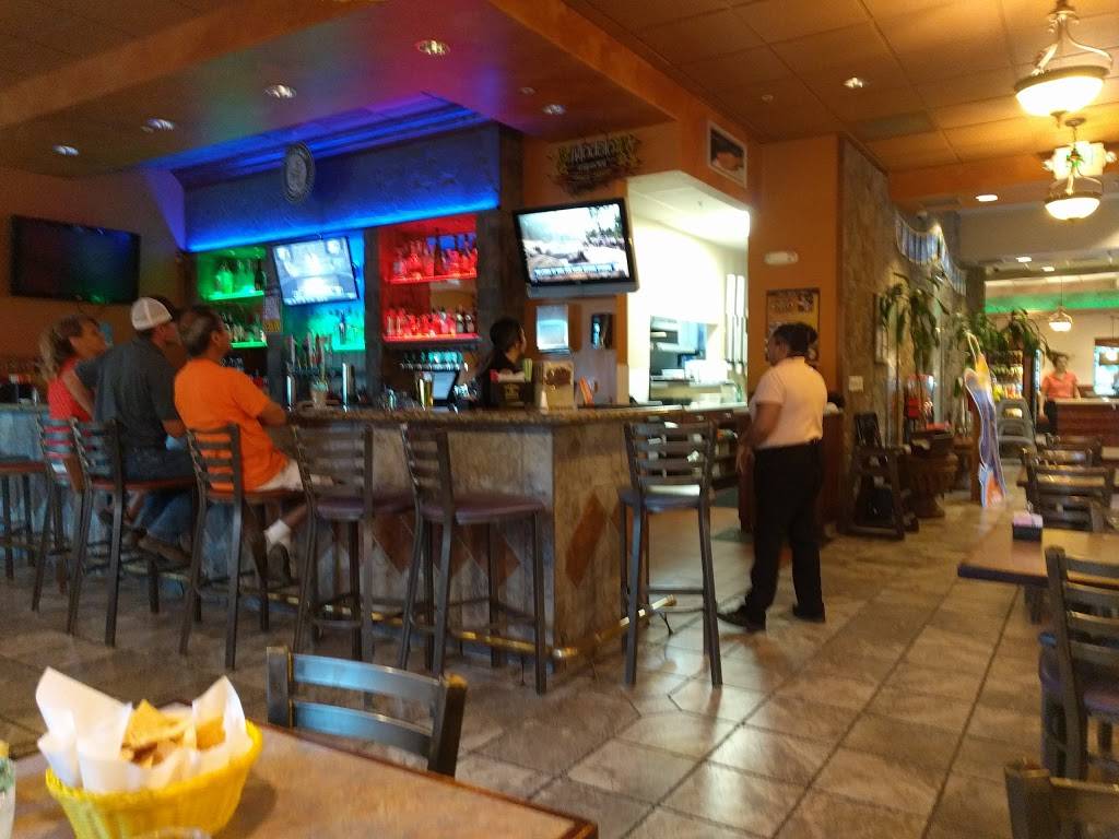 El Rosal | restaurant | 3401 W Monte Vista Ave, Turlock, CA 95380, USA | 2096696070 OR +1 209-669-6070