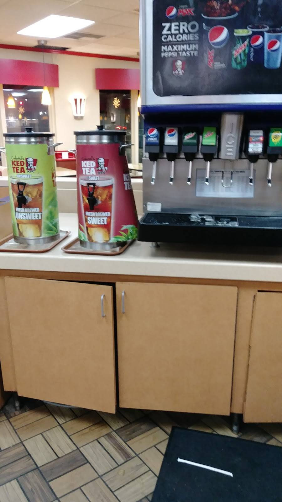 KFC | restaurant | 705 N Norwood St, Wallace, NC 28466, USA | 9102854992 OR +1 910-285-4992