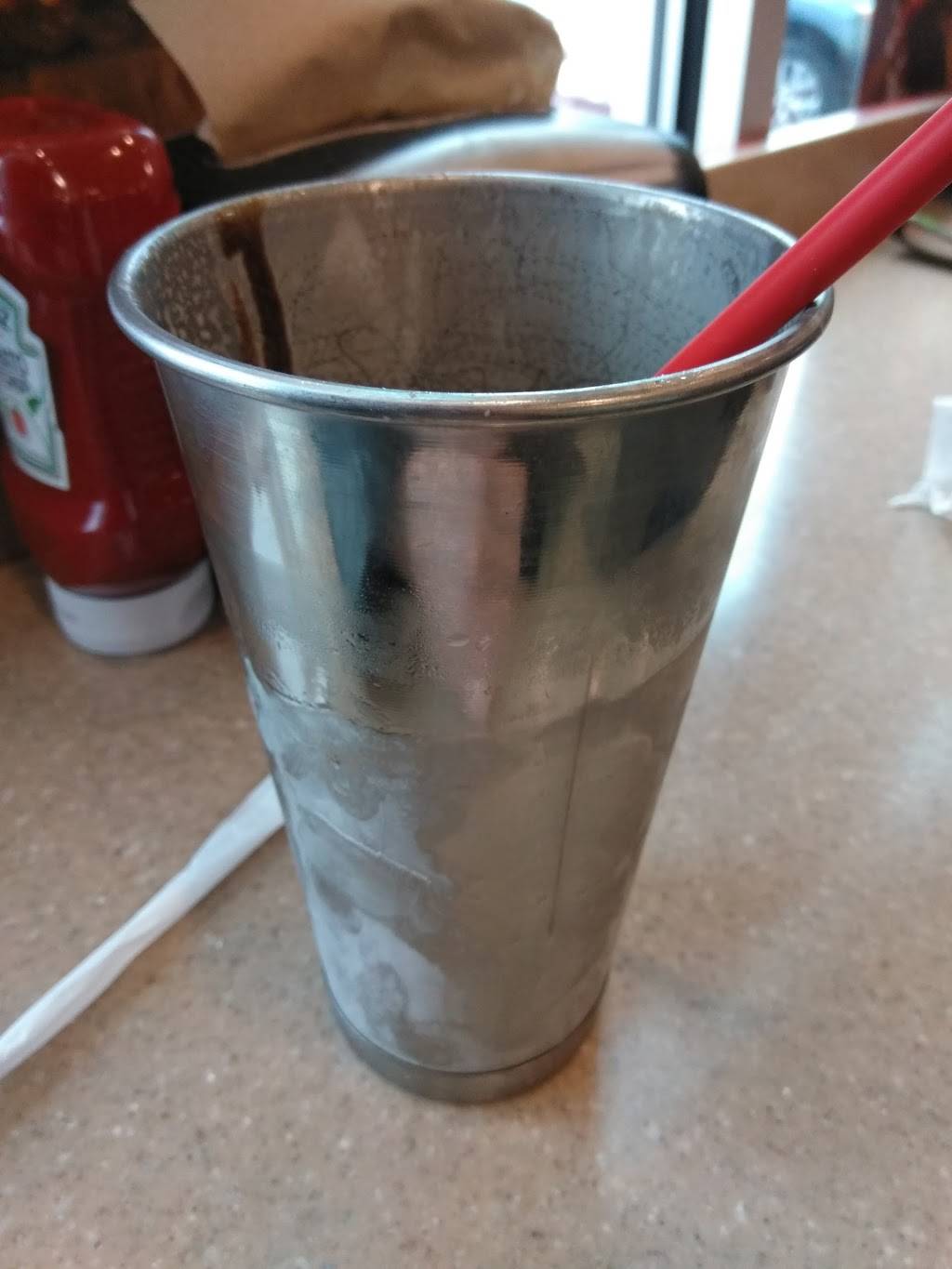 Wayback Burgers | restaurant | 54 Pershing Dr, Derby, CT 06418, USA | 2037320850 OR +1 203-732-0850