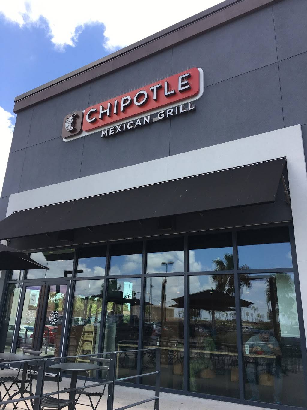 Chipotle Mexican Grill | restaurant | 4938 S Staples St Ste E1, Corpus Christi, TX 78411, USA | 3619850398 OR +1 361-985-0398