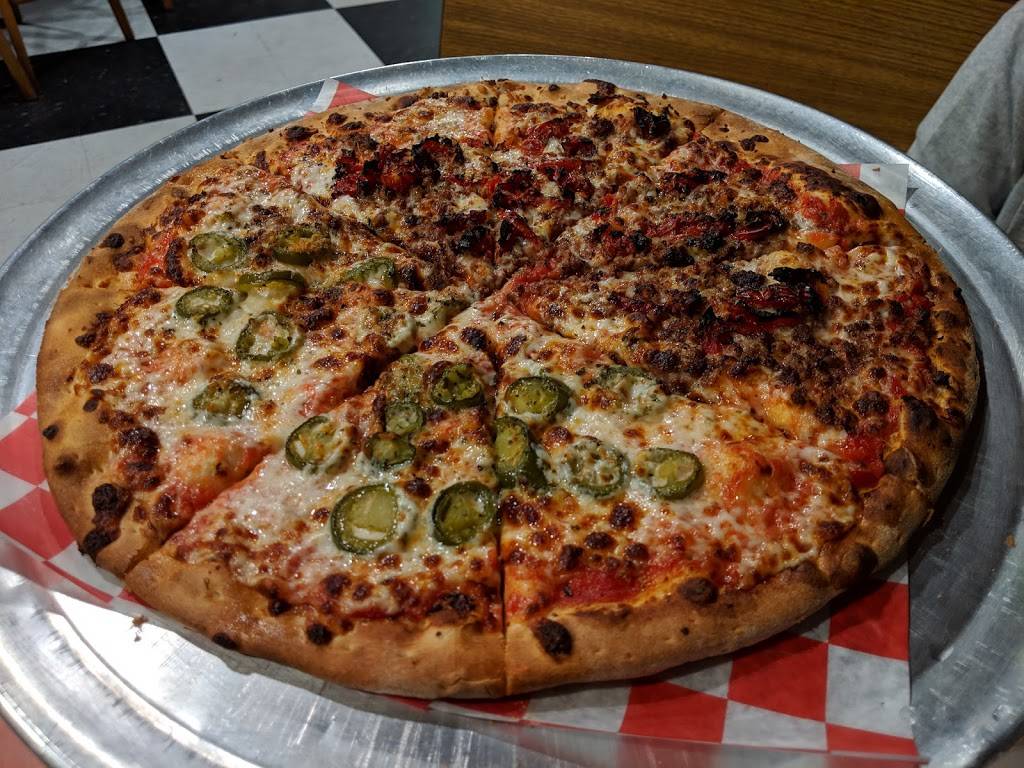 Southside Flying Pizza | restaurant | 2702 E Cesar Chavez St, Austin, TX 78702, USA | 5126006962 OR +1 512-600-6962