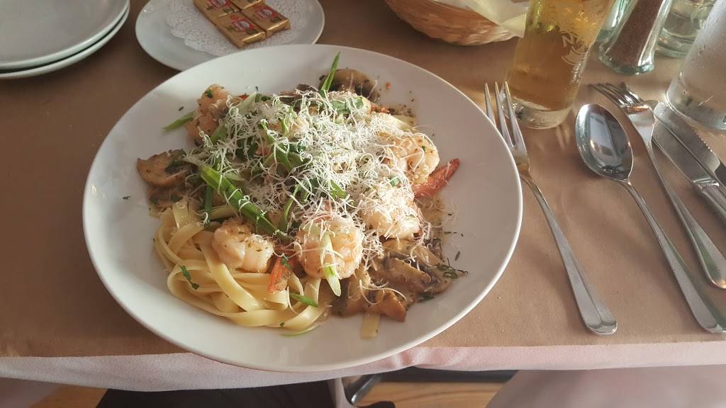 Trattoria Dal Santo | restaurant | 117 N 3rd Ave, Sturgeon Bay, WI 54235, USA | 9207436100 OR +1 920-743-6100