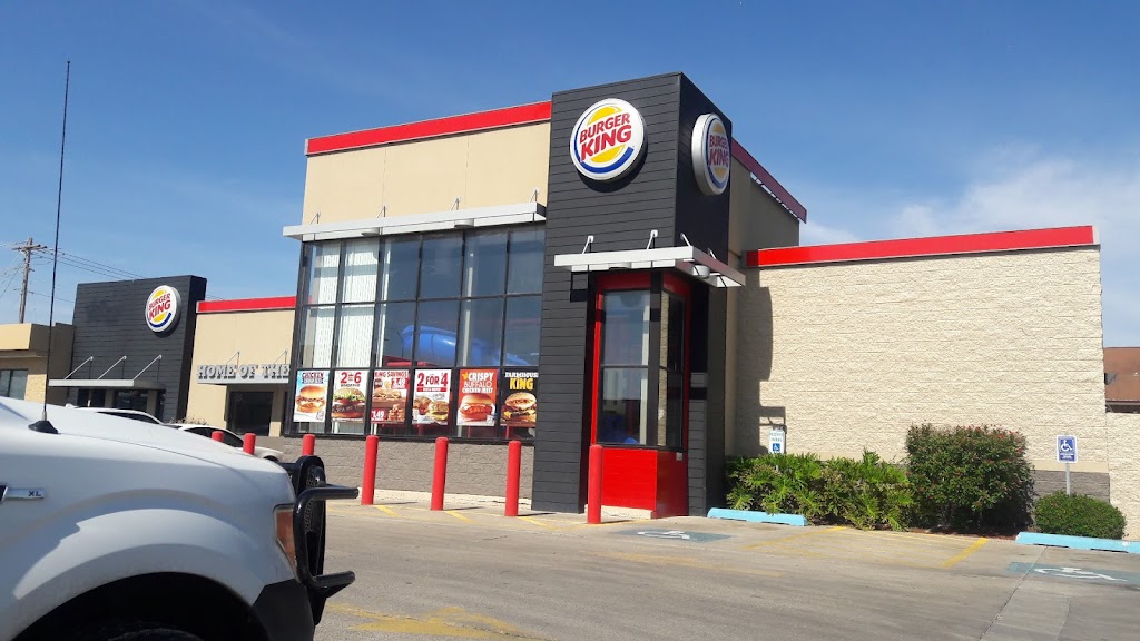 Burger King | restaurant | 446 E Frontage Rd, Alamo, TX 78516, USA | 9567817448 OR +1 956-781-7448