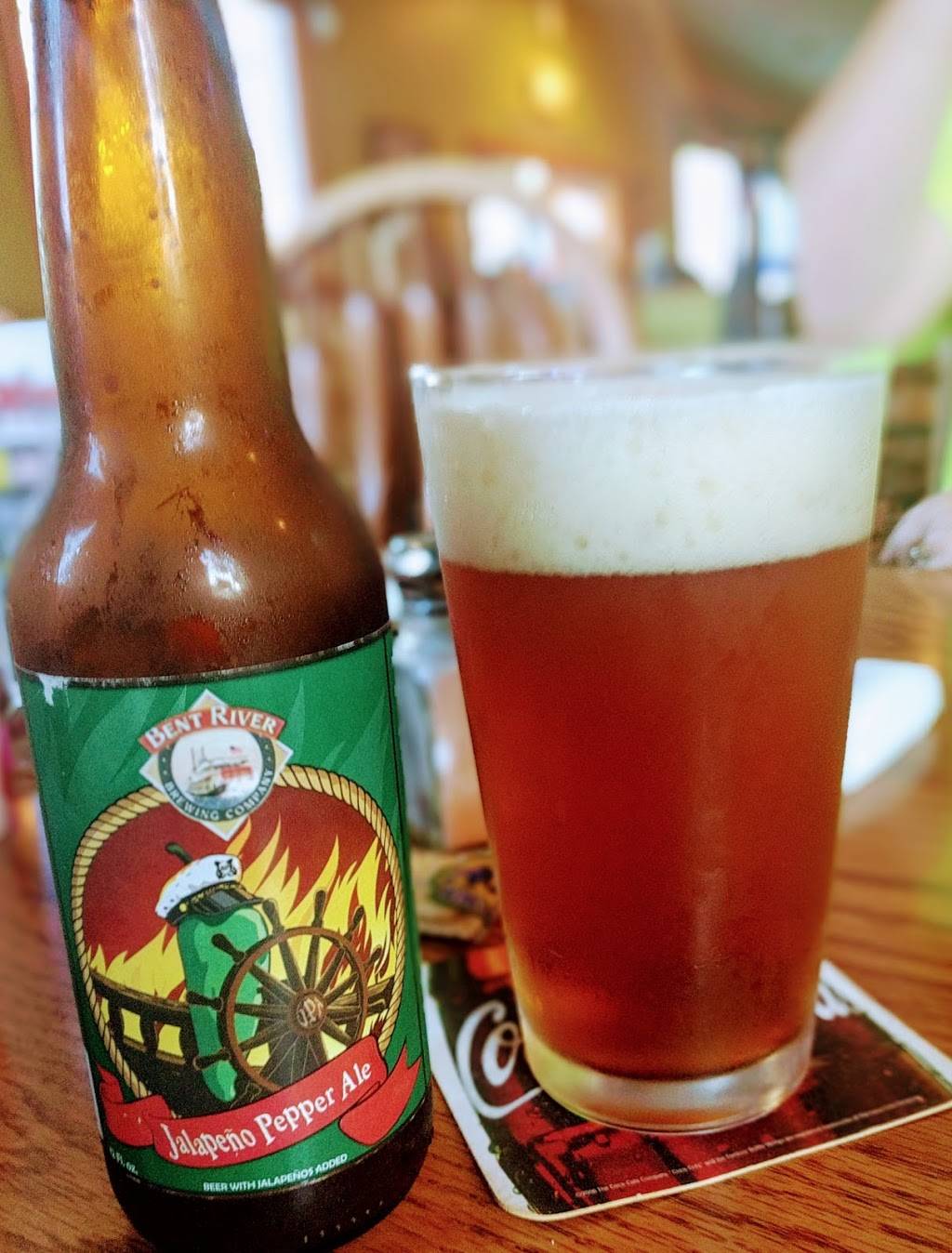 The Lucky Rooster Pub & Eatery | restaurant | 101 W Main St, St Jacob, IL 62281, USA | 6186442769 OR +1 618-644-2769