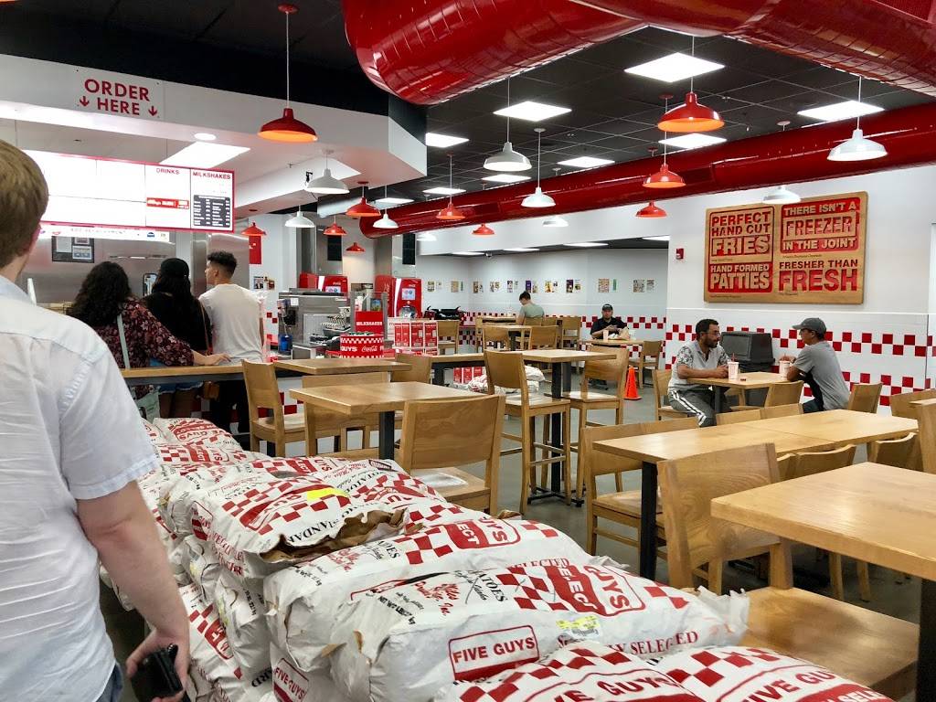 Five Guys | meal takeaway | 9039 Southside Blvd, Jacksonville, FL 32256, USA | 9045389100 OR +1 904-538-9100