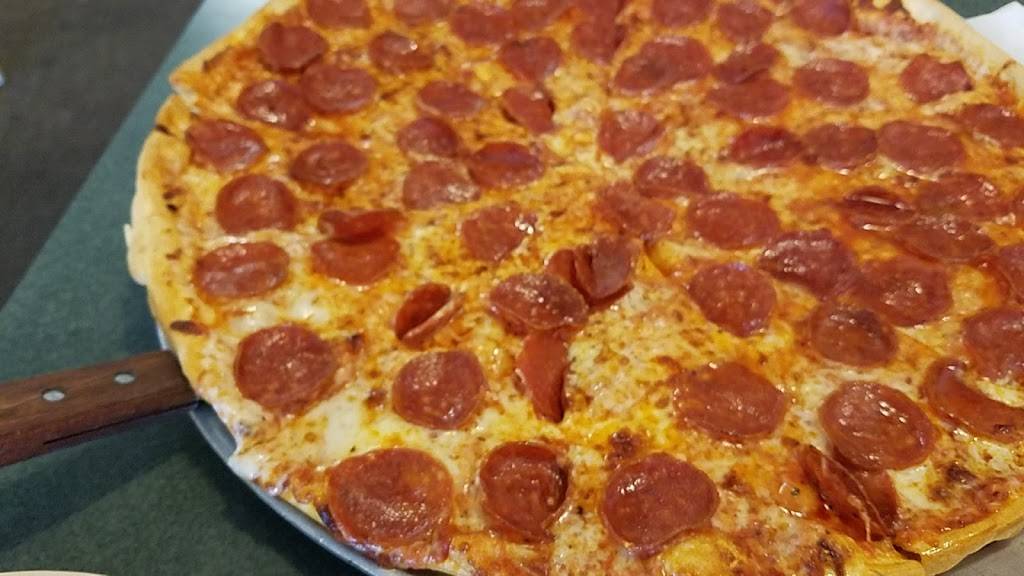 Luigis Pizza | restaurant | 7901 N May Ave, Oklahoma City, OK 73120, USA | 4058489995 OR +1 405-848-9995