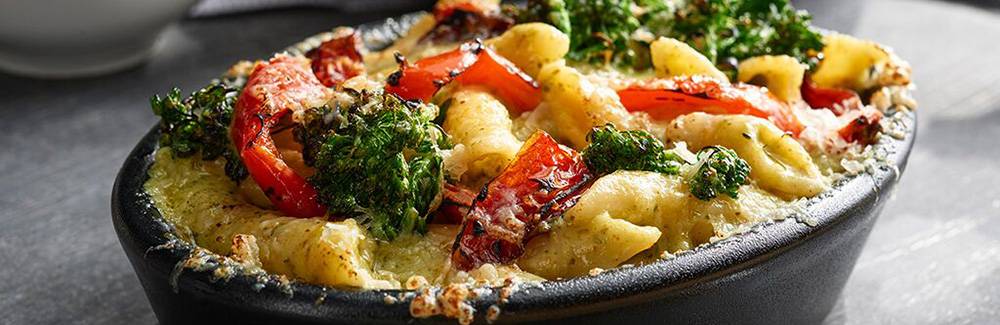 The Bistro 2.0 | restaurant | 308 N Woodland Blvd, DeLand, FL 32720, USA | 3869439500 OR +1 386-943-9500