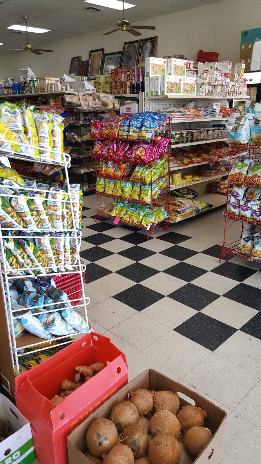 Standard Sweets & Spices | restaurant | 1819 E Dakota Ave, Fresno, CA 93726, USA | 5592410645 OR +1 559-241-0645