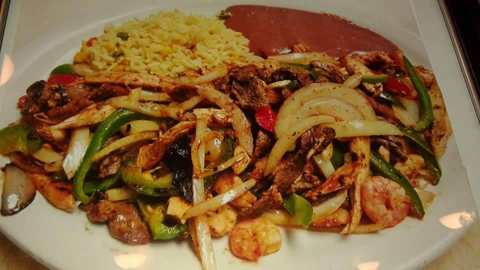 Pupuseria La Esquina | restaurant | 1326 Antioch Pike, Nashville, TN 37211, USA | 6155829029 OR +1 615-582-9029