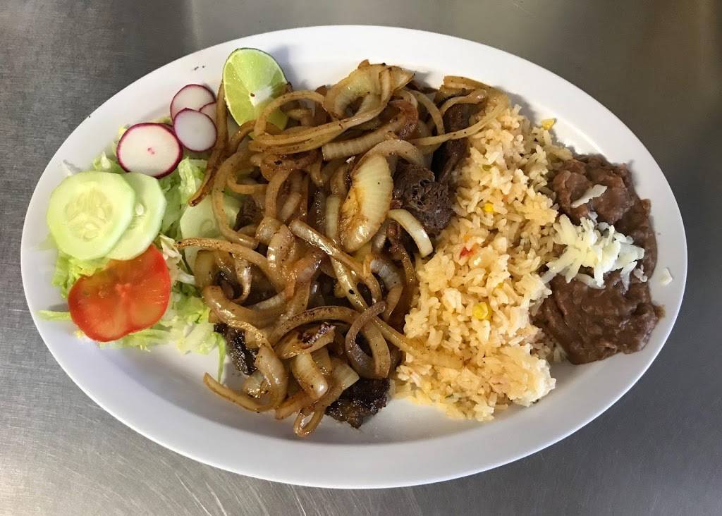 Pupuseria Rinconcito Hispano | restaurant | 1669 E Oakton St, Des Plaines, IL 60018, USA | 8478036180 OR +1 847-803-6180