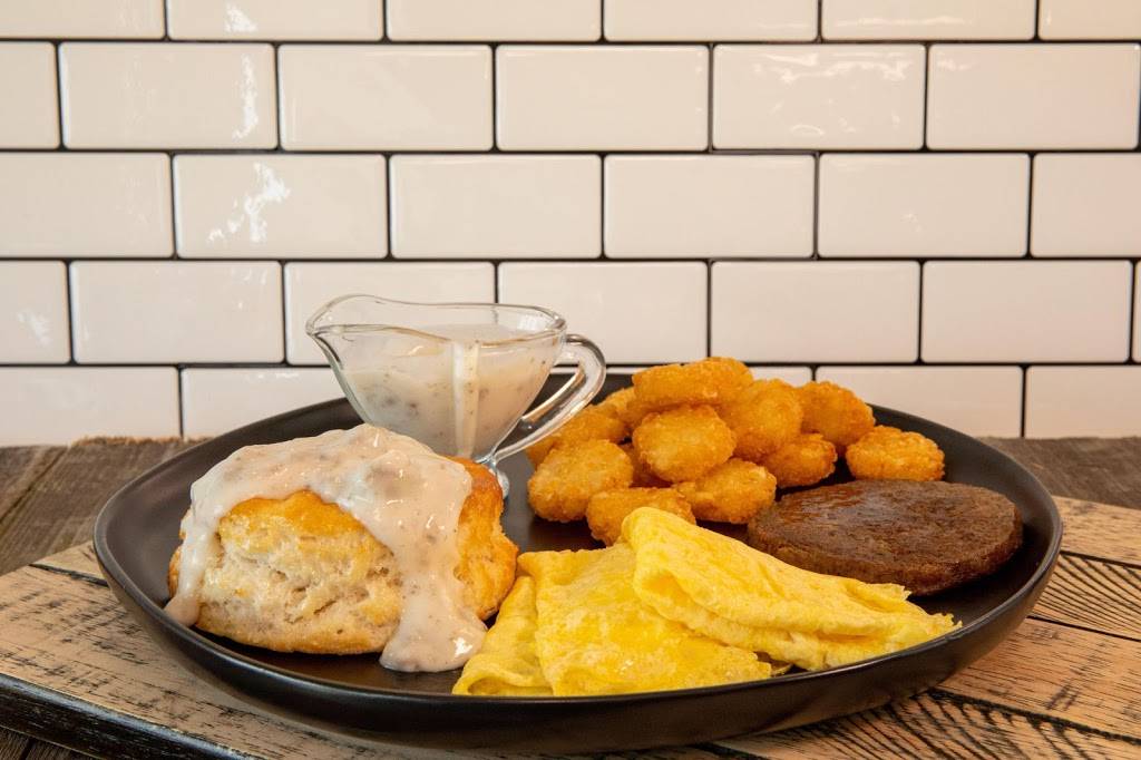 Hardees | restaurant | 260 N Lee St, Forsyth, GA 31029, USA | 4789944118 OR +1 478-994-4118