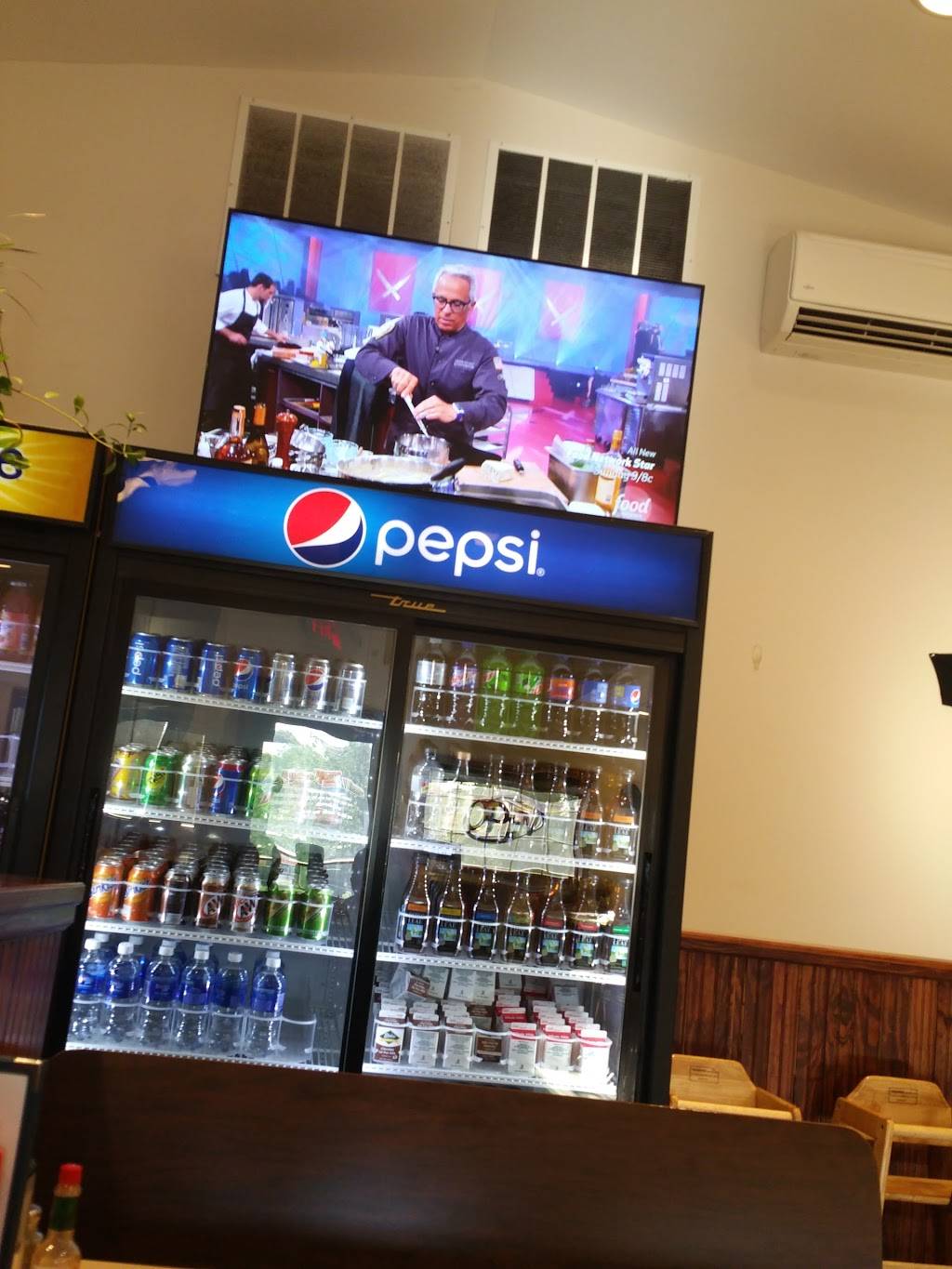 Dallas Hot Weiners | restaurant | 1706 Ulster Ave, Lake Katrine, NY 12449, USA | 8458538191 OR +1 845-853-8191