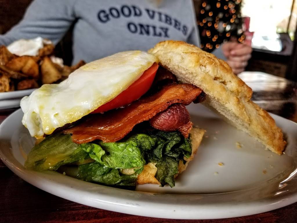 WhiskD Cafe | restaurant | 1051 Grant St SE, Decatur, AL 35601, USA | 2565805909 OR +1 256-580-5909