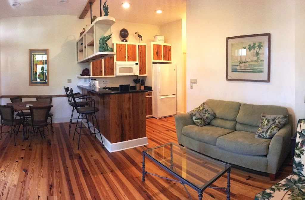 Hibiscus Coffee & Guesthouse | cafe | 85 Defuniak St, Santa Rosa Beach, FL 32459, USA | 8502312733 OR +1 850-231-2733