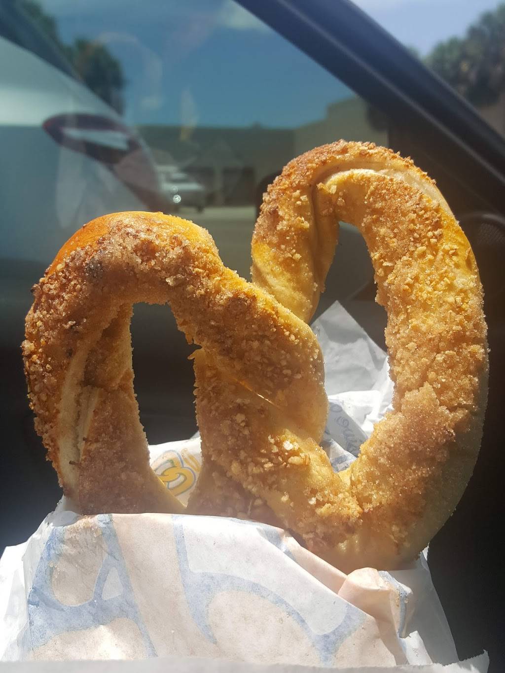 Auntie Annes | restaurant | 3462 NW Federal Hwy, Jensen Beach, FL 34957, USA | 7726923100 OR +1 772-692-3100