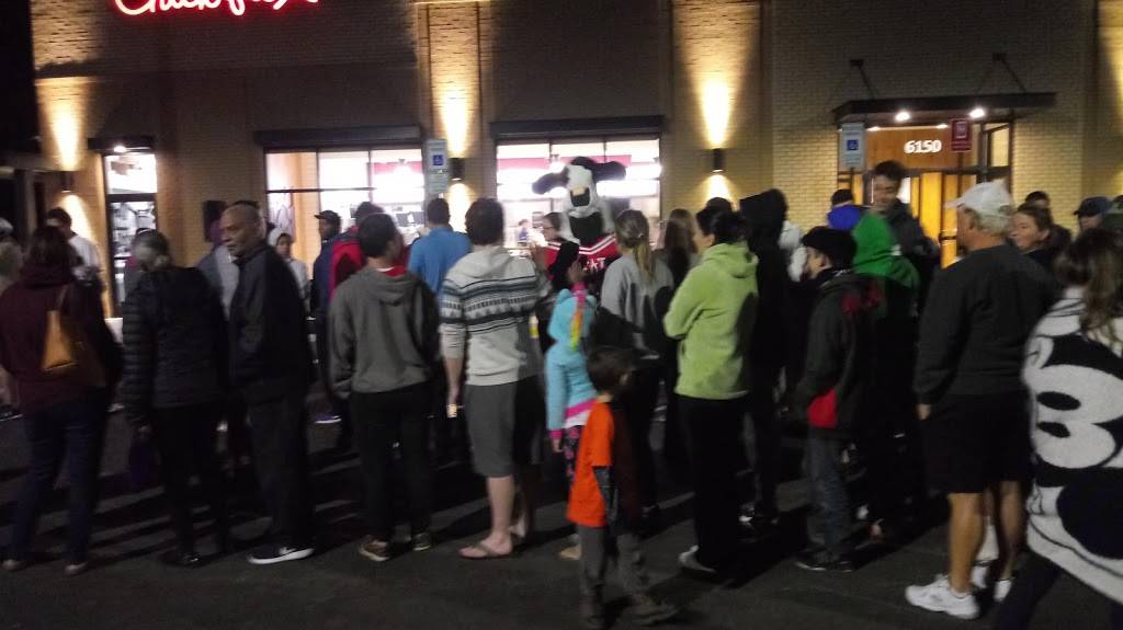 Chick-fil-A Solon | restaurant | 6150 Som Center Rd, Solon, OH 44139, USA | 4404980645 OR +1 440-498-0645