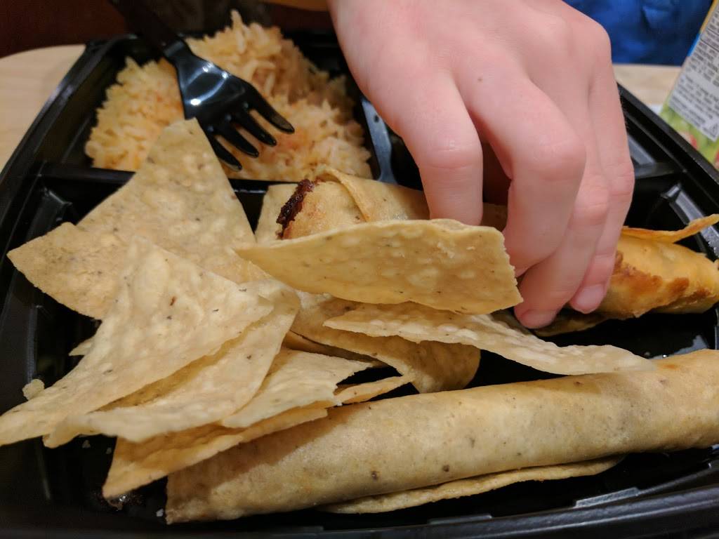 Baja Fresh Mexican Grill | restaurant | 595 N Moorpark Rd, Thousand Oaks, CA 91360, USA | 8057780877 OR +1 805-778-0877