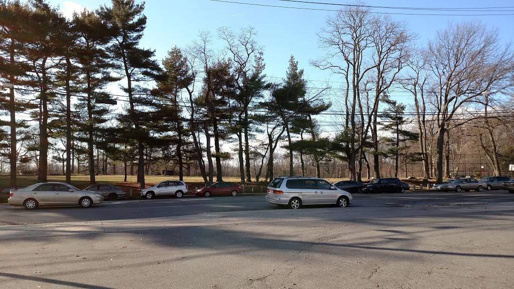 BP | restaurant | 1 E 233rd St, The Bronx, NY 10470, USA | 7186542288 OR +1 718-654-2288