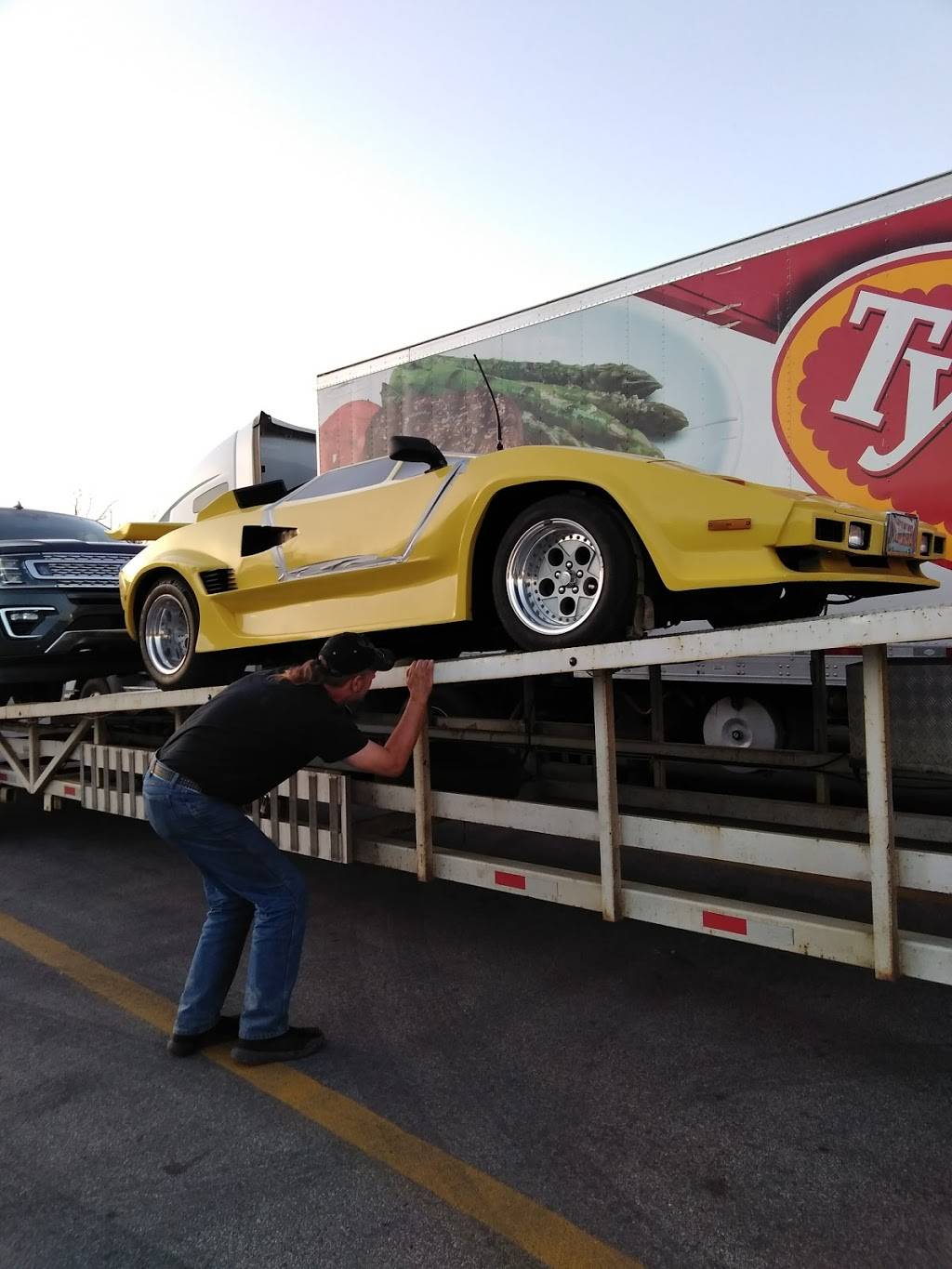 Pilot Travel Center | restaurant | 205 Wilson Rd, Bentleyville, PA 15314, USA | 7242395855 OR +1 724-239-5855