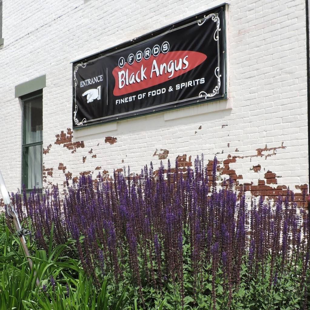 J Fords Black Angus | restaurant | 129 S 7th St, Terre Haute, IN 47807, USA | 8122355549 OR +1 812-235-5549