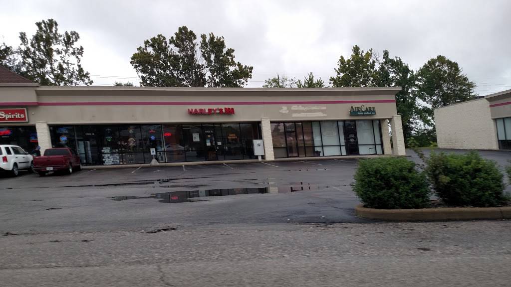 Harleys Hardwoodz BBQ | restaurant | 1703 Charlestown New Albany Rd, Jeffersonville, IN 47130, USA | 8122844490 OR +1 812-284-4490