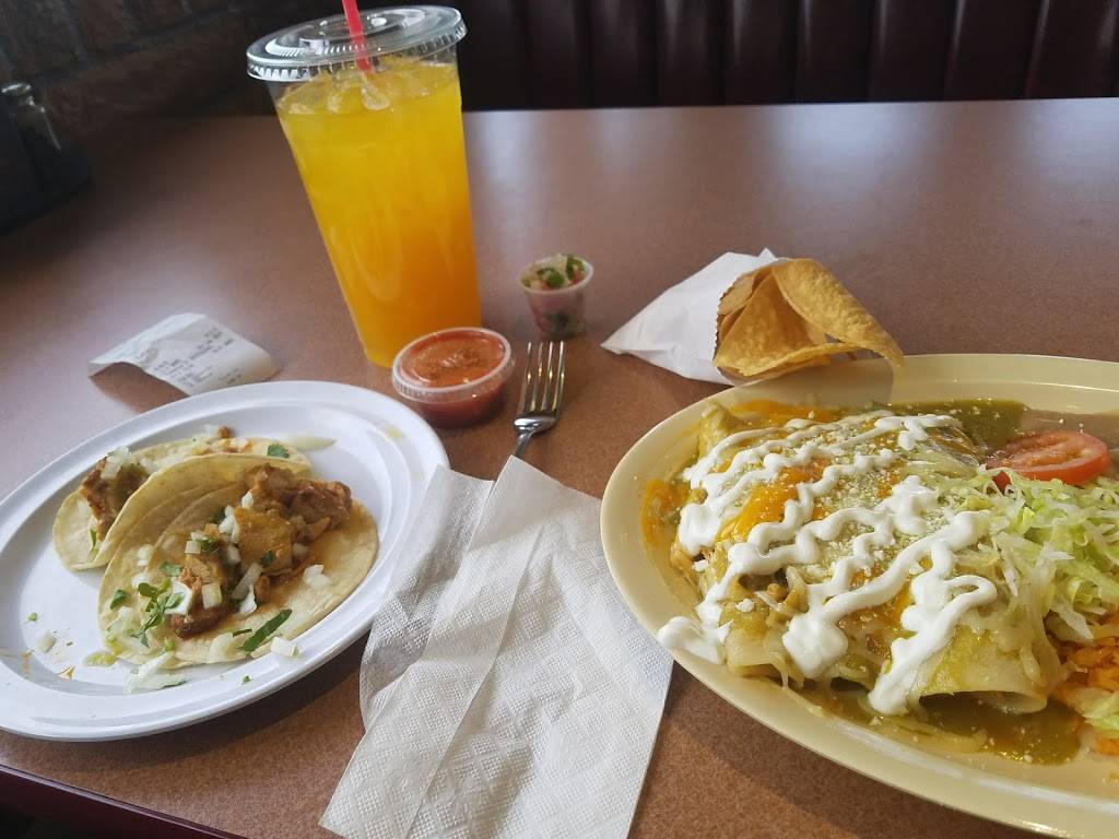 Sol Tapatio | restaurant | 3901 S Maryland Pkwy, Las Vegas, NV 89119, USA | 7029691301 OR +1 702-969-1301